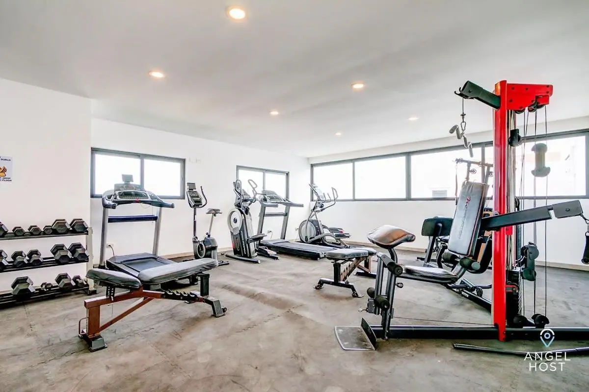 Holiday home Condo With Amenities Sleeps 8 Roof Pool Gym Playa del Carmen