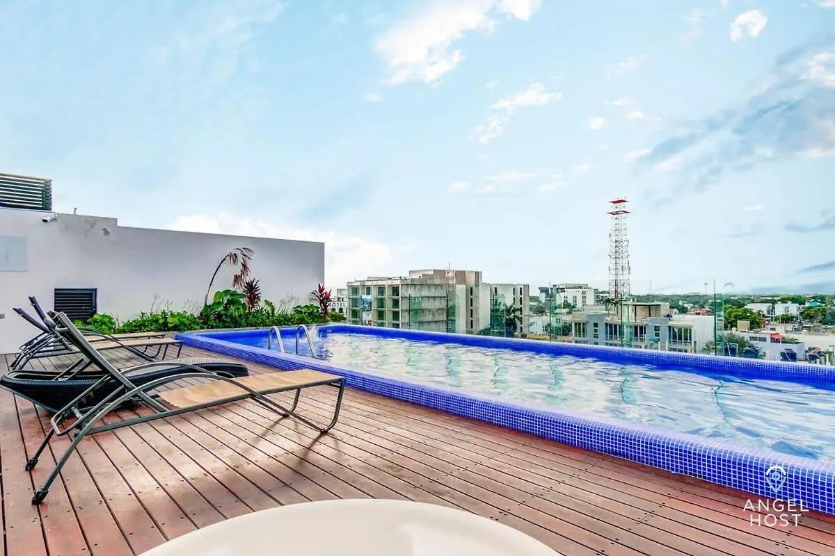 Condo With Amenities Sleeps 8 Roof Pool Gym Playa del Carmen