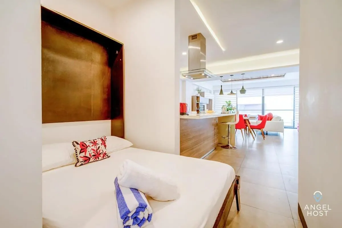 Condo With Amenities Sleeps 8 Roof Pool Gym Playa del Carmen Holiday home